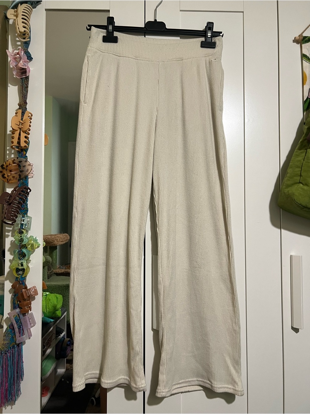 Hollister Cream Wide-Leg Ribbed Knit Pants